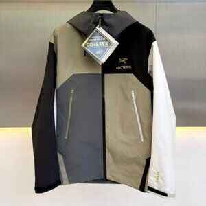 Arc'teryx BEAMS Hardshell Jacket